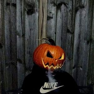 Meet your Posher, Alejandro